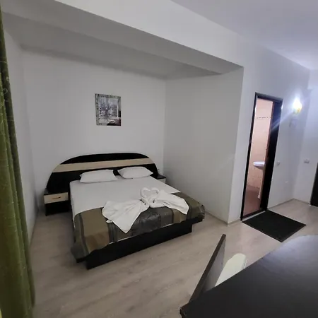 House 1 בית הארחה 2*