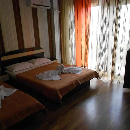 Konukevi House 1 2*