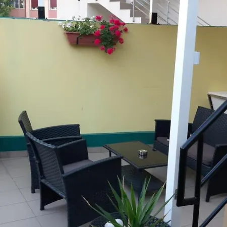 House 1 2*